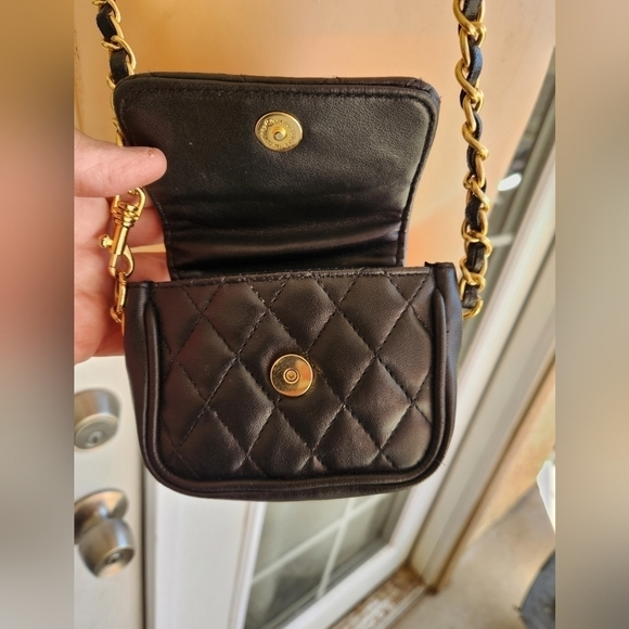 Vintage Micro Shoulder Flap Bag - Picture 9 of 9